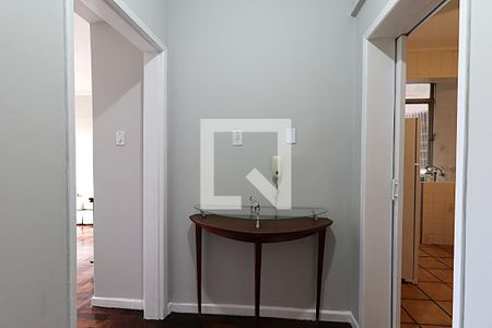 Hall da entrada de apartamento para alugar com 3 quartos, 85m² em Bom Fim, Porto Alegre