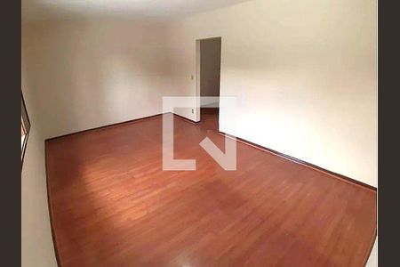 Casa à venda com 3 quartos, 280m² em Vila Gomes, São Paulo