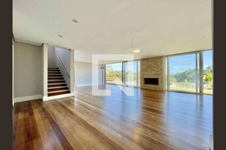 Casa para alugar com 4 quartos, 493m² em Pousada dos Bandeirantes, Carapicuíba