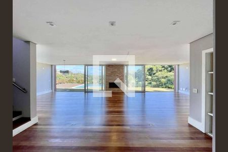Casa para alugar com 4 quartos, 493m² em Pousada dos Bandeirantes, Carapicuíba