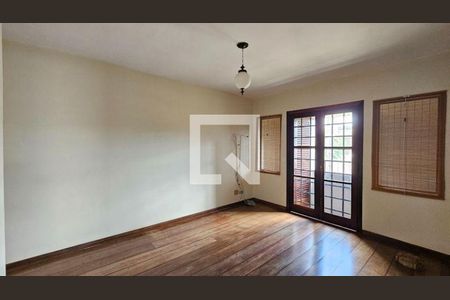 Casa para alugar com 4 quartos, 600m² em Jardim Barbacena, Cotia
