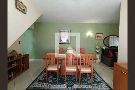 Casa à venda com 3 quartos, 150m² em Vila Gomes, São Paulo