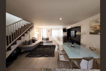 Casa à venda com 3 quartos, 148m² em Vila Sonia, São Paulo