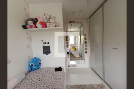 Casa à venda com 4 quartos, 180m² em Parque dos Principes, São Paulo