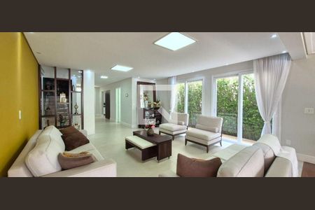 Casa à venda com 5 quartos, 420m² em Adalgisa, São Paulo