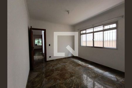 Casa à venda com 3 quartos, 150m² em Jardim Rizzo, São Paulo