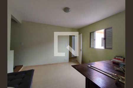 Casa à venda com 5 quartos, 180m² em Rio Pequeno, São Paulo