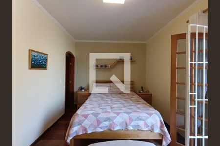 Casa à venda com 3 quartos, 174m² em Parque Ipe, São Paulo