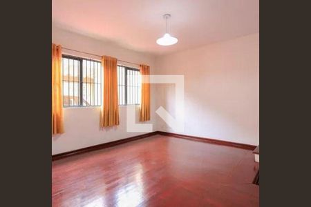 Casa à venda com 4 quartos, 206m² em Vila Sao Luis, São Paulo