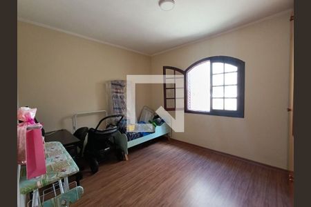 Casa à venda com 3 quartos, 174m² em Jardim Rosa Maria, São Paulo