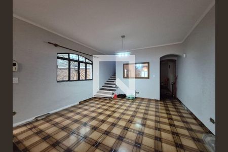 Casa à venda com 4 quartos, 205m² em Jardim Pinheiros, São Paulo