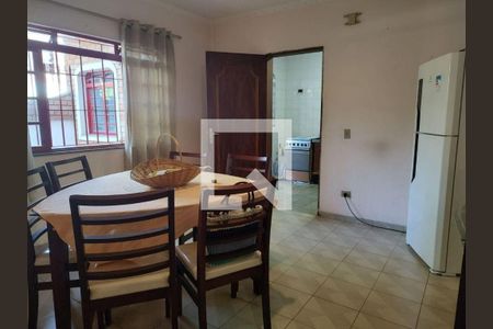 Casa à venda com 2 quartos, 145m² em Vila Dalva, São Paulo