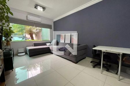 Casa à venda com 3 quartos, 100m² em Jardim Ester, São Paulo