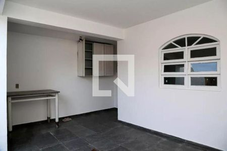 Casa à venda com 3 quartos, 119m² em Vila Morse, São Paulo
