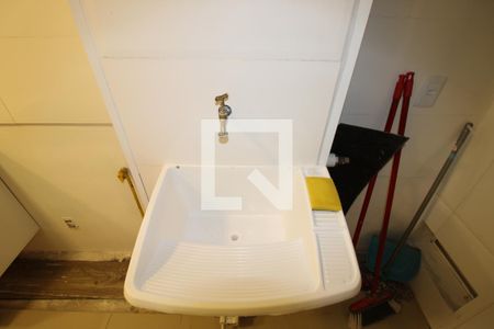 Sala / Cozinha de apartamento à venda com 2 quartos, 48m² em Vila Zefira, São Paulo