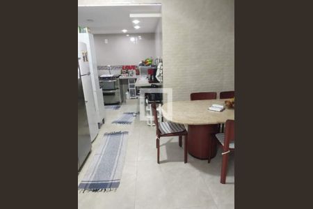 Casa à venda com 4 quartos, 373m² em Campo Grande, Rio de Janeiro