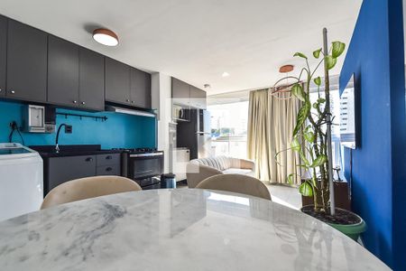 Sala/cozinha de apartamento para alugar com 1 quarto, 65m² em Ipiranga, São Paulo