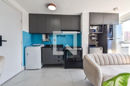 Sala/cozinha de apartamento para alugar com 1 quarto, 65m² em Ipiranga, São Paulo