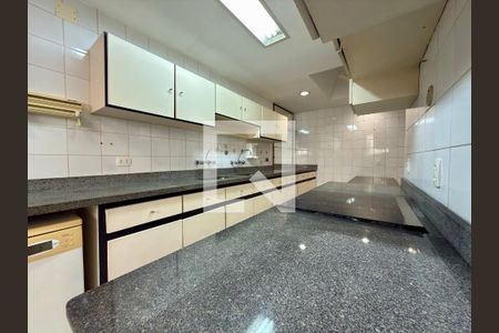 Cozinha de apartamento à venda com 3 quartos, 188m² em Botafogo, Rio de Janeiro
