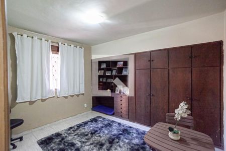 Quarto 2 de casa à venda com 4 quartos, 360m² em Serrano, Belo Horizonte
