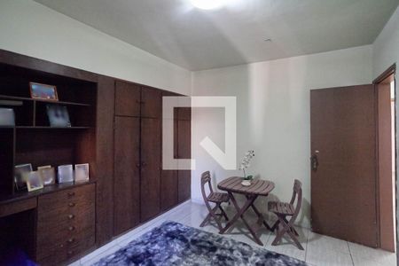 Quarto 2 de casa à venda com 4 quartos, 360m² em Serrano, Belo Horizonte