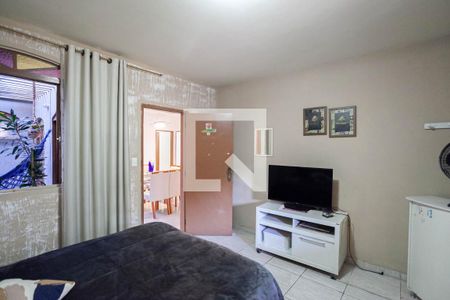 Casa à venda com 4 quartos, 360m² em Serrano, Belo Horizonte