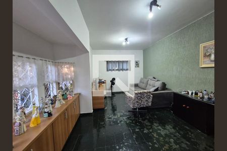 Sala de casa à venda com 3 quartos, 360m² em Parque São Quirino, Campinas