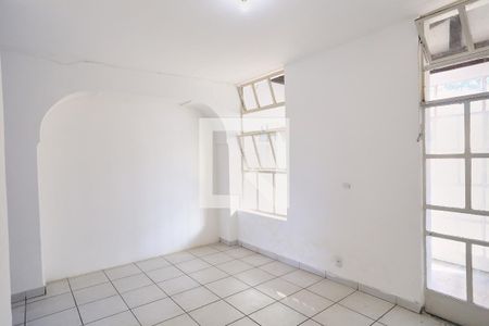 Sala de casa para alugar com 6 quartos, 375m² em Santa Efigênia, Belo Horizonte