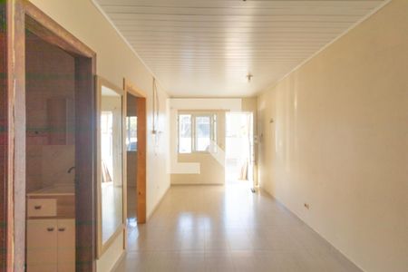Sala de casa de condomínio para alugar com 3 quartos, 80m² em Mathias Velho, Canoas