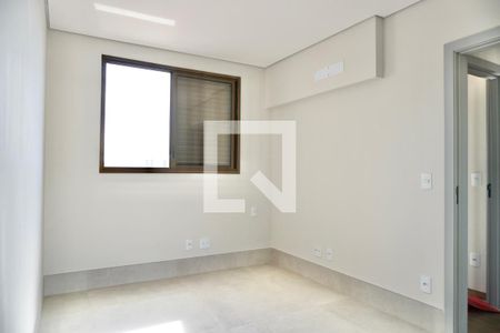 Apartamento à venda com 4 quartos, 186m² em Prado, Belo Horizonte