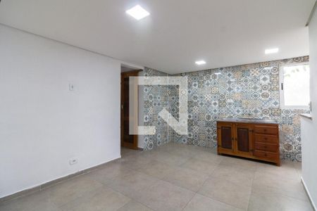 Sala - Cozinha de casa para alugar com 1 quarto, 40m² em Jardim Raposo Tavares, São Paulo