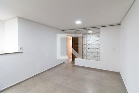 Casa para alugar com 1 quarto, 40m² em Jardim Raposo Tavares, São Paulo