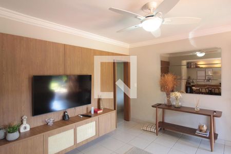 Sala de casa à venda com 2 quartos, 350m² em Serrano, Belo Horizonte