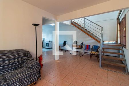 Casa à venda com 4 quartos, 244m² em Jardim Botânico, Porto Alegre