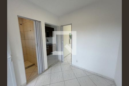 Sala de casa para alugar com 1 quarto, 45m² em Praça Seca, Rio de Janeiro