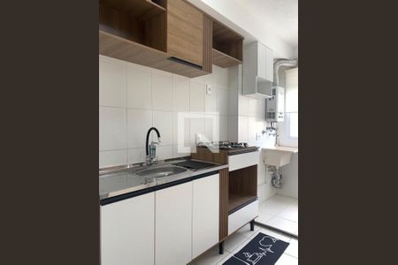 Cozinha de apartamento para alugar com 1 quarto, 56m² em Vila Mogilar, Mogi das Cruzes