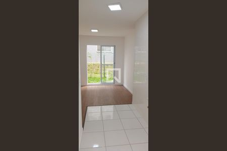 Sala/cozinha de apartamento para alugar com 2 quartos, 40m² em Jardim Ipanema, Curitiba