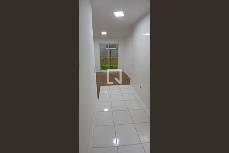 Sala/cozinha de apartamento para alugar com 2 quartos, 40m² em Jardim Ipanema, Curitiba