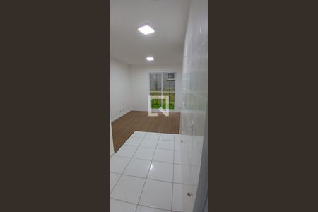 Sala/cozinha de apartamento para alugar com 2 quartos, 40m² em Jardim Ipanema, Curitiba