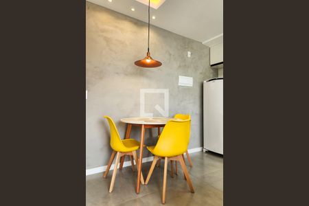 Sala de apartamento para alugar com 1 quarto, 32m² em Santo Cristo, Rio de Janeiro