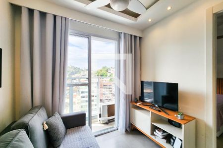 Sala de apartamento para alugar com 1 quarto, 32m² em Santo Cristo, Rio de Janeiro