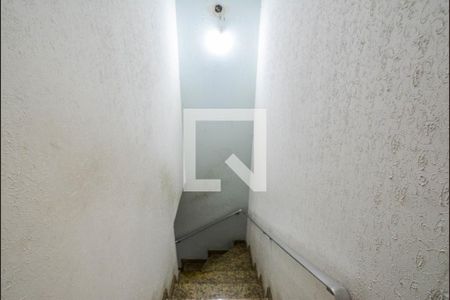 Escada de casa à venda com 3 quartos, 143m² em Vila Camilópolis, Santo André
