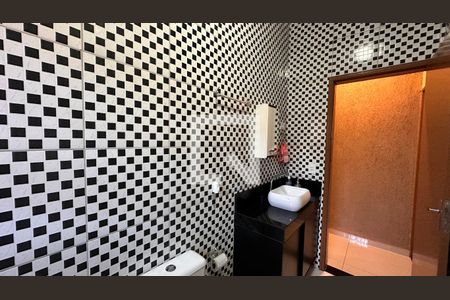 Casa para alugar com 4 quartos, 250m² em Guarapiranga, São Paulo
