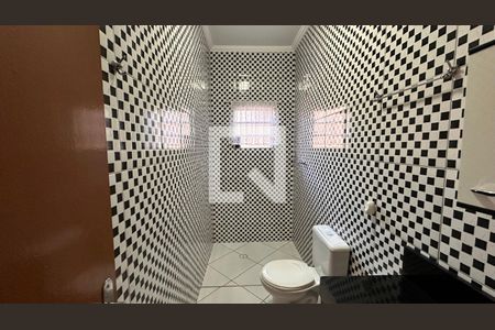 Casa para alugar com 4 quartos, 250m² em Guarapiranga, São Paulo