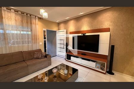 Casa para alugar com 4 quartos, 250m² em Guarapiranga, São Paulo