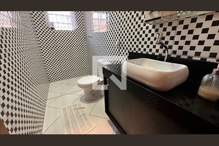 Casa para alugar com 4 quartos, 250m² em Guarapiranga, São Paulo