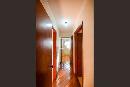 Corredor de apartamento à venda com 4 quartos, 136m² em Vila Sao Vicente, São Paulo