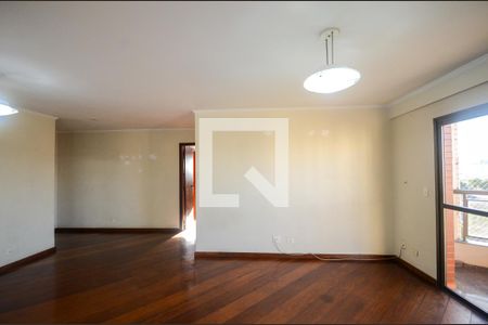 Apartamento para alugar com 4 quartos, 136m² em Vila Sao Vicente, São Paulo