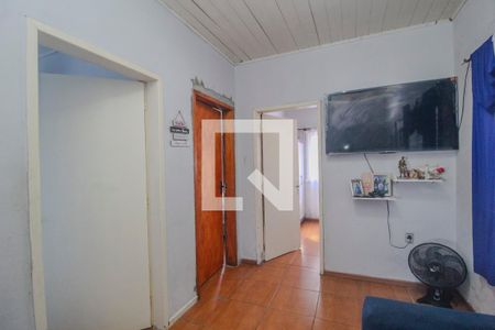 Sala 2 de casa à venda com 5 quartos, 180m² em Teresópolis, Porto Alegre