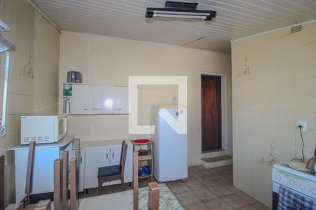 Cozinha de casa à venda com 5 quartos, 180m² em Teresópolis, Porto Alegre